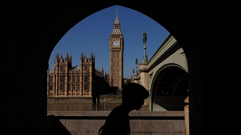 توقيف باحث بالبرلمان البريطاني بتهمة التجسس لصالح الصين